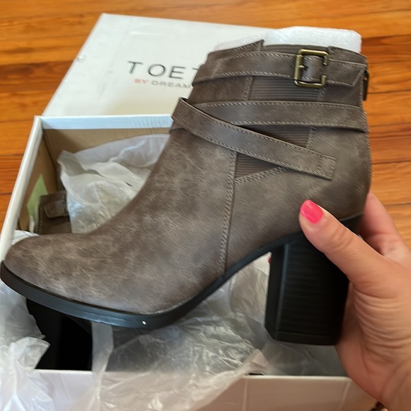 Booties - Picture 2 of 4